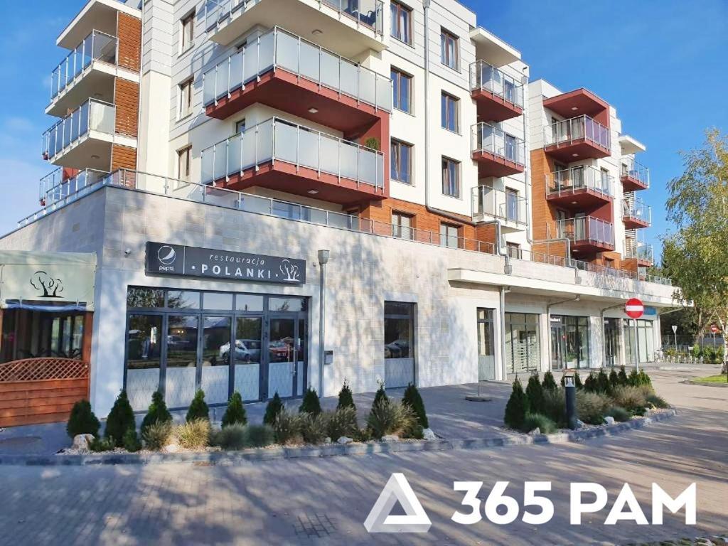 Apartament Z Basenem Polanki Park - 365Pam 코워브제크 외부 사진
